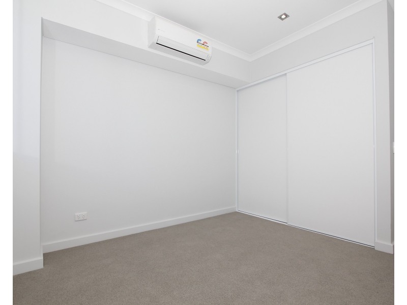 2/7 College Corner, O’connor WA 6163