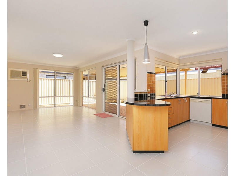40a Crossland Way, Kardinya WA 6163