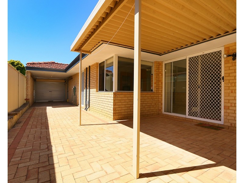 40a Crossland Way, Kardinya WA 6163