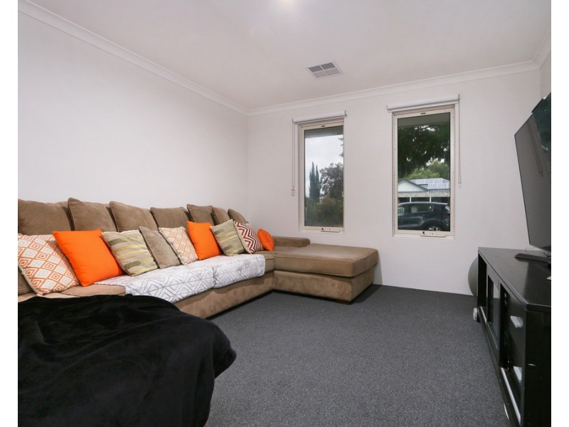 4B Dunford Street, Willagee WA 6156