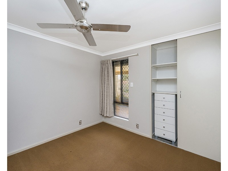 16 Sowden Drive, Samson WA 6163
