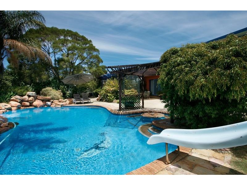 22 Cameron Way, Kardinya WA 6163