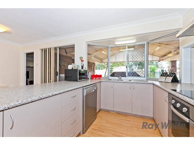 11 Passey Place, Kardinya WA 6163
