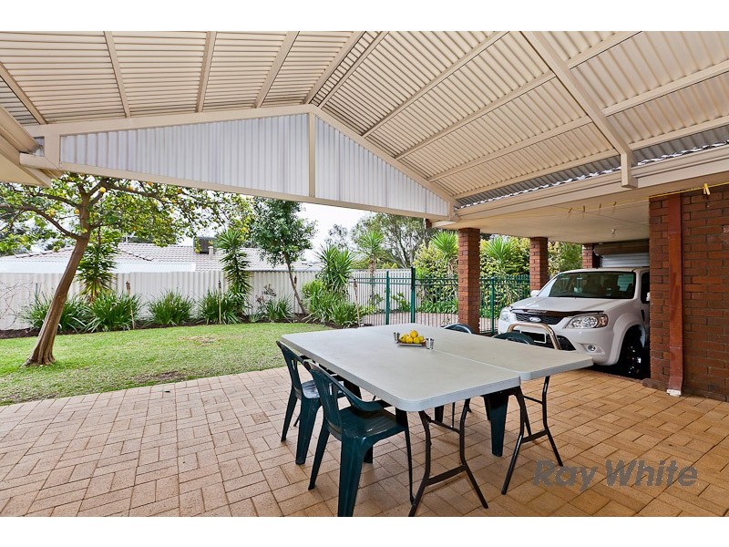 11 Passey Place, Kardinya WA 6163