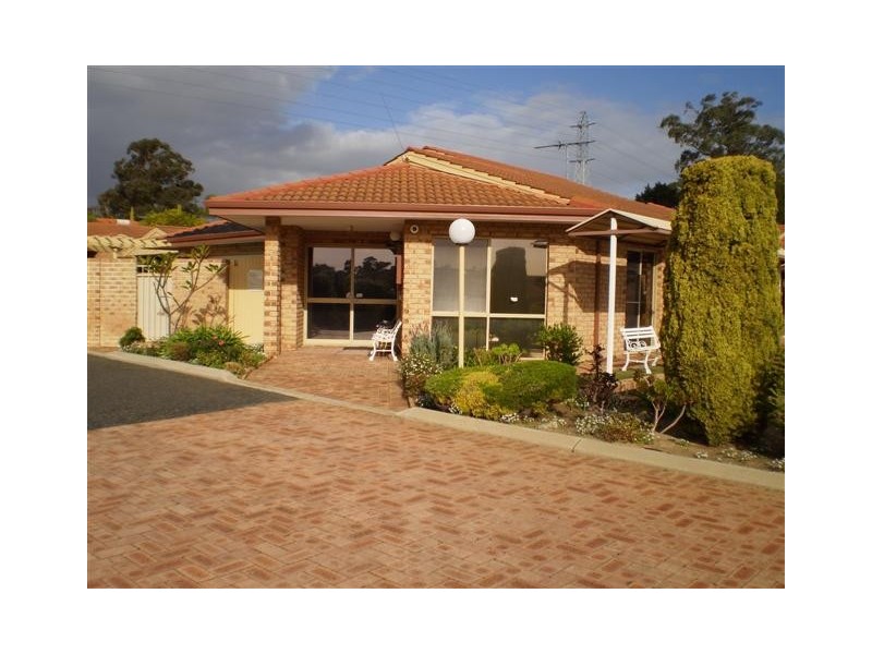 18/11 Petterson Avenue, Samson WA 6163
