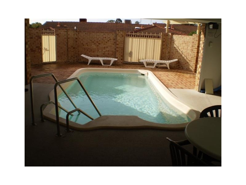 18/11 Petterson Avenue, Samson WA 6163