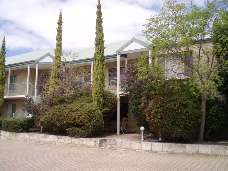 9/92-96 Gilbertson Road, Kardinya WA 6163