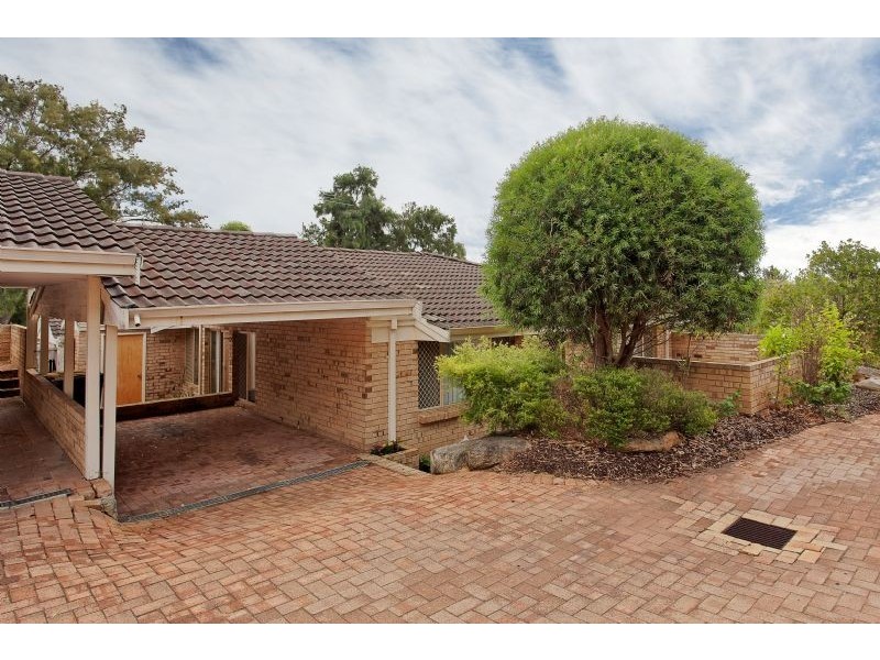 17/1-3 Stanbury Place, Kardinya WA 6163