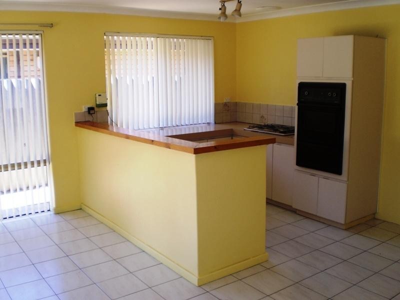 36 Broadwater Gardens, South Lake WA 6164