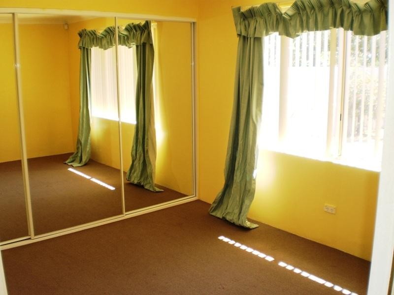 36 Broadwater Gardens, South Lake WA 6164