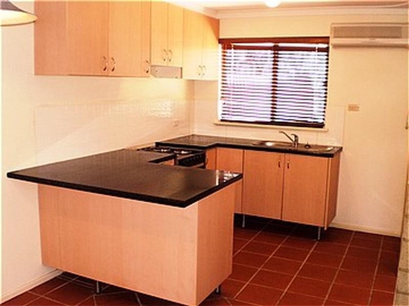 2 Burney Ct, Kardinya WA 6163