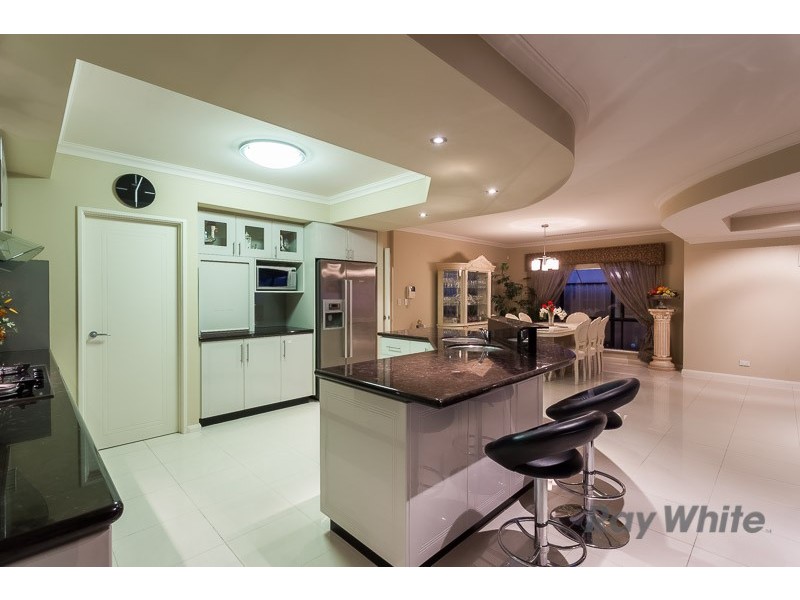 11 Noalimba Crescent, Bateman WA 6150