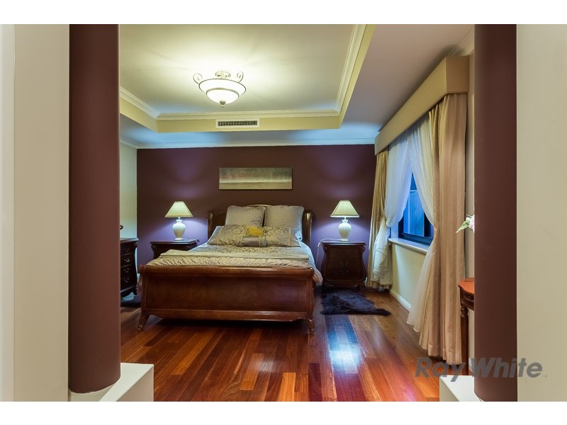 11 Noalimba Crescent, Bateman WA 6150