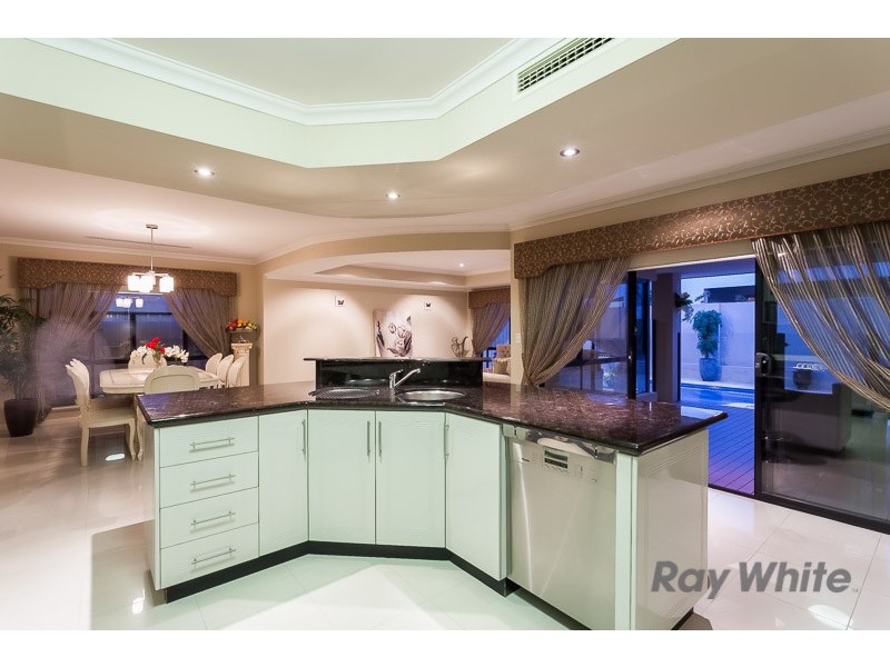 11 Noalimba Crescent, Bateman WA 6150