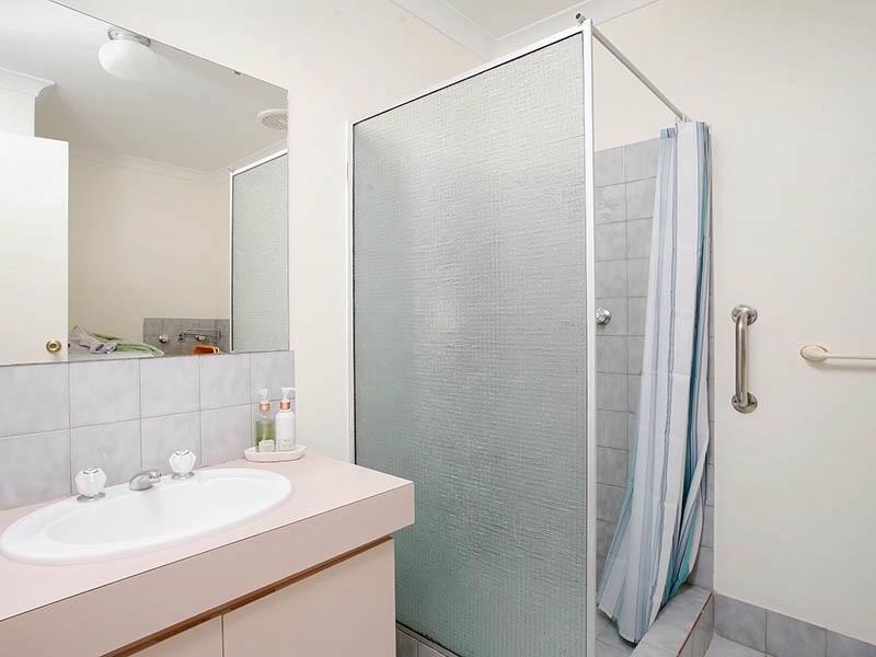 16/11-15 Petterson Ave, Samson WA 6163