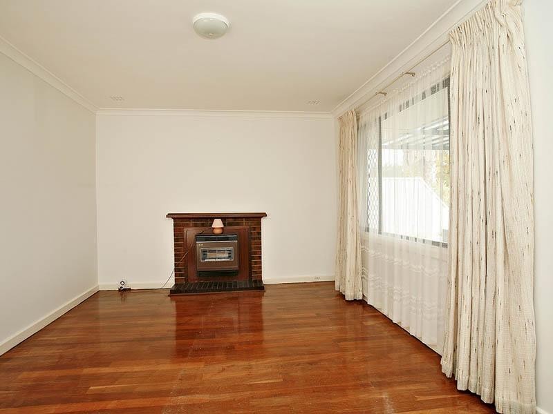 32 Juliet Road, Coolbellup WA 6163