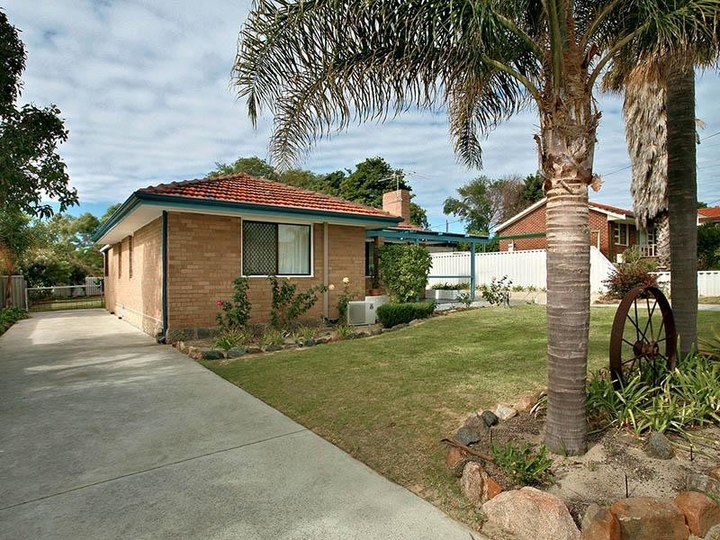 32 Juliet Road, Coolbellup WA 6163