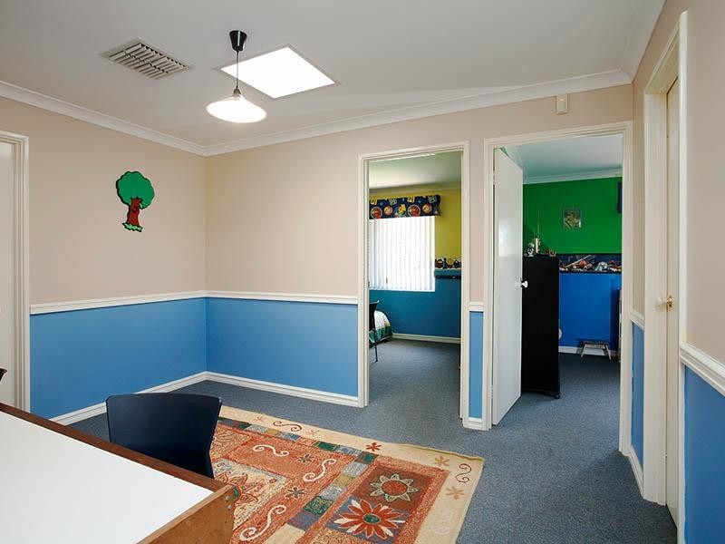 24 Blueridge Crest, Bibra Lake WA 6163