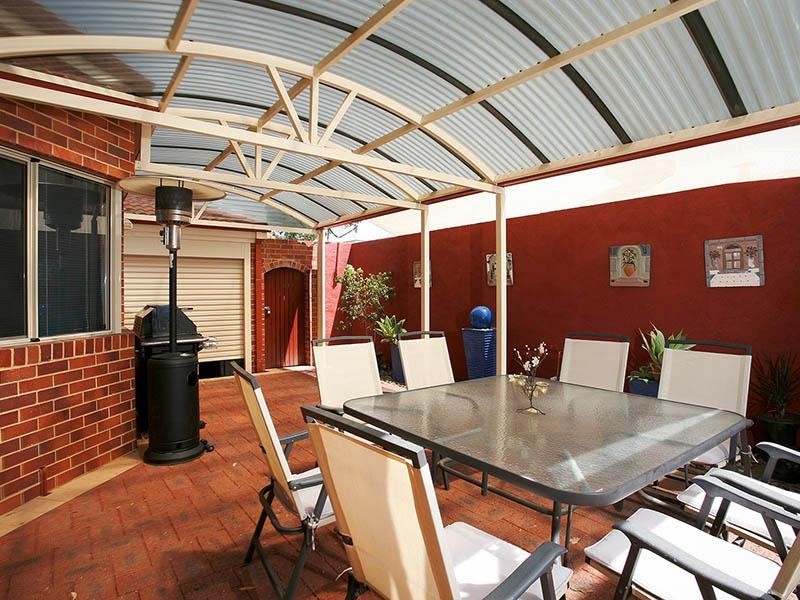 24 Blueridge Crest, Bibra Lake WA 6163