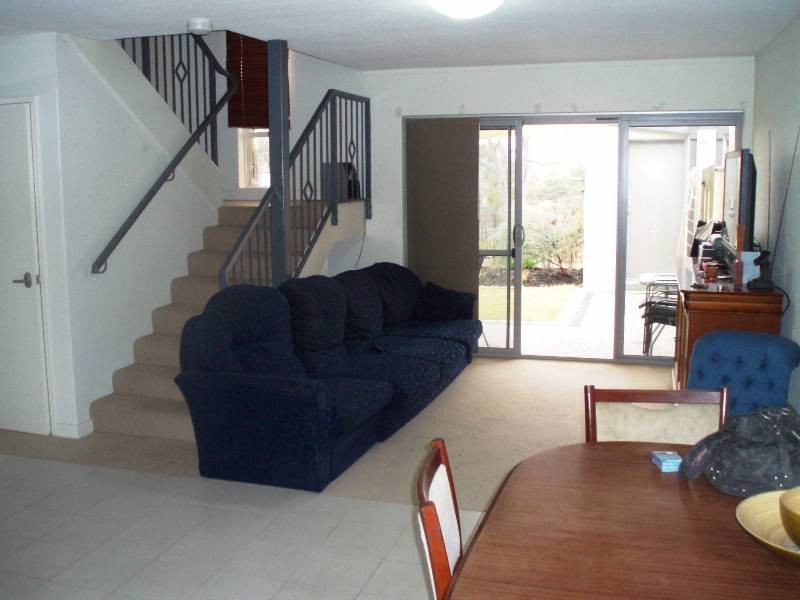 4/10 Rinaldo Pl, Coolbellup WA 6163