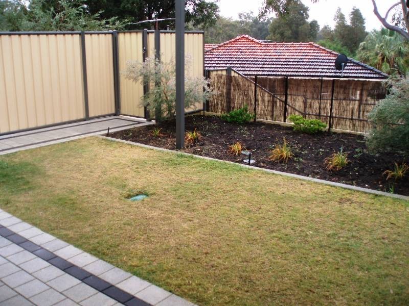 4/10 Rinaldo Pl, Coolbellup WA 6163