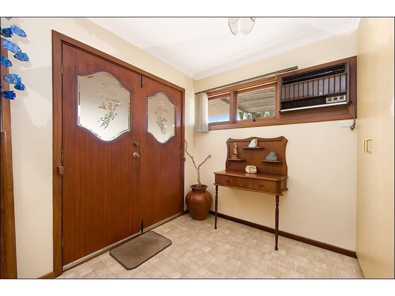 11 Harriott St, Willagee WA 6156