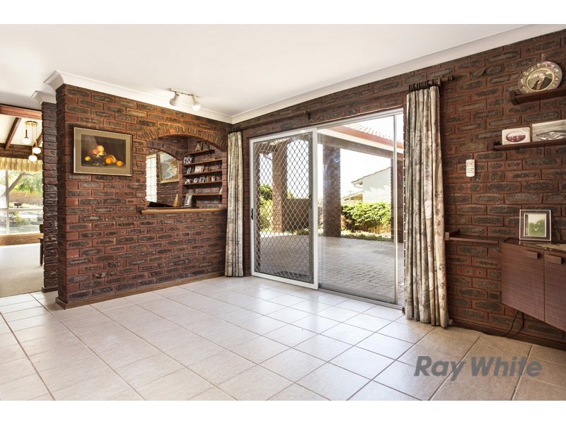 1 Aleppo Drive, Kardinya WA 6163