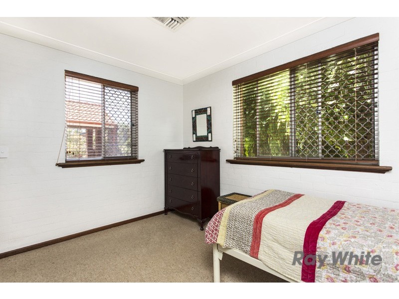 1 Aleppo Drive, Kardinya WA 6163
