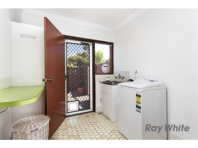 1 Aleppo Drive, Kardinya WA 6163