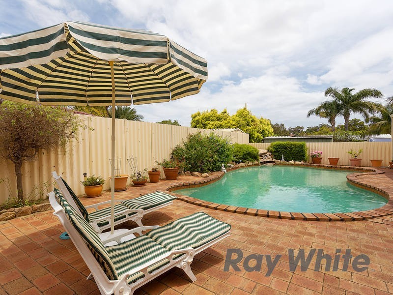 17 McBeth Way, Kardinya WA 6163