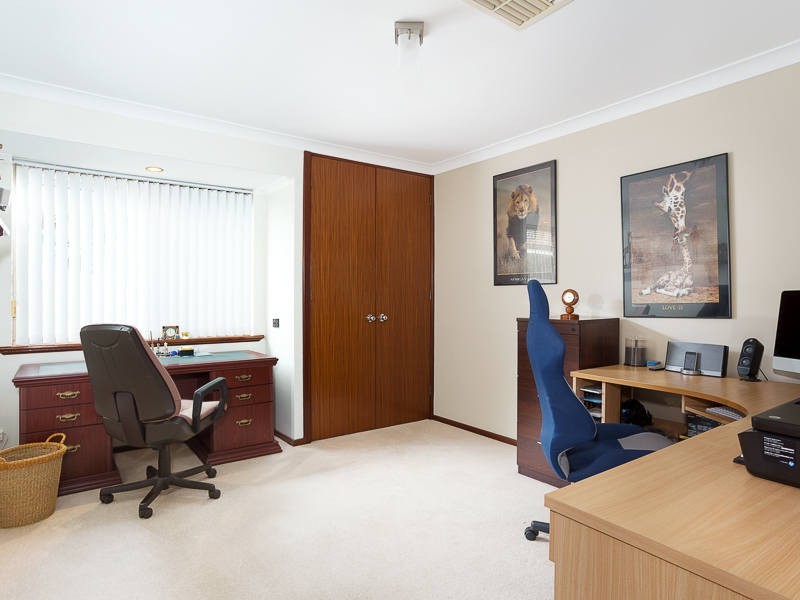 17 McBeth Way, Kardinya WA 6163