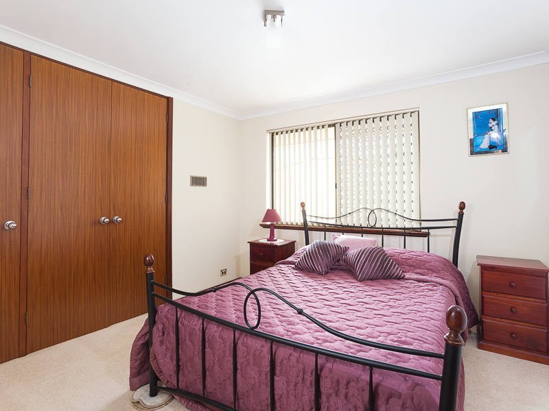 17 McBeth Way, Kardinya WA 6163