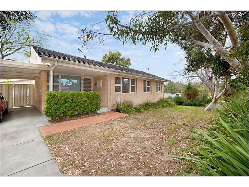 12 Escalus St, Coolbellup WA 6163