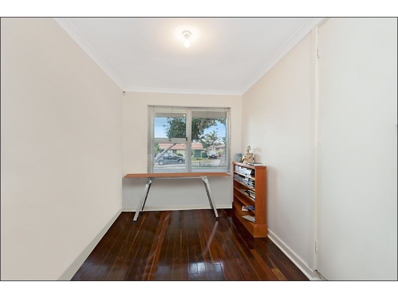 12 Escalus St, Coolbellup WA 6163