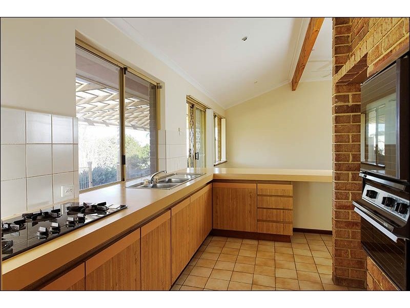 7 Coleridge Place, North Lake WA 6163