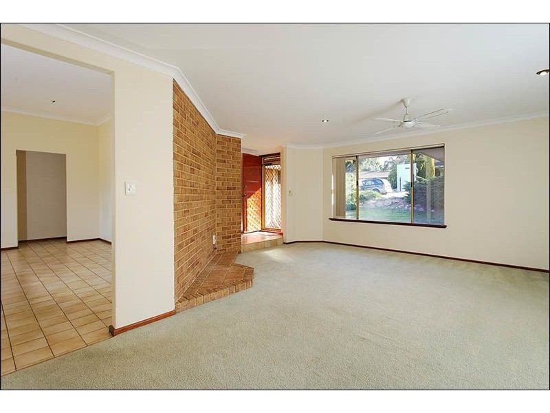 7 Coleridge Place, North Lake WA 6163