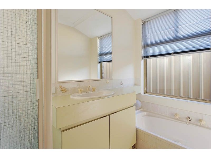 7 Coleridge Place, North Lake WA 6163