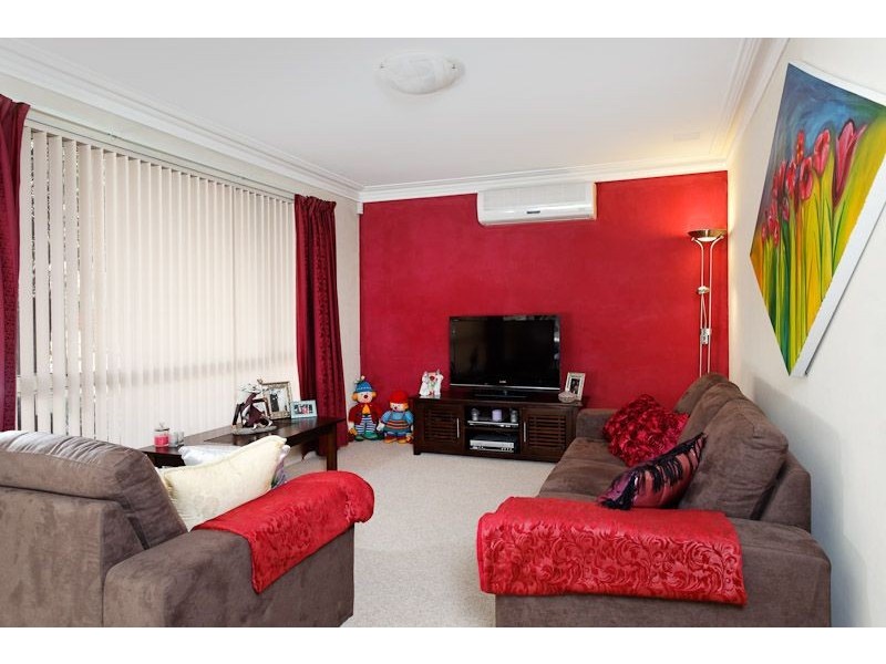 10/33 Paddington Ct, Bibra Lake WA 6163