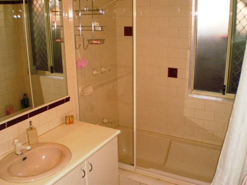 10/33 Paddington Ct, Bibra Lake WA 6163