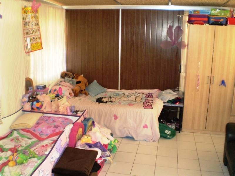 30 Williams Rd, Coolbellup WA 6163