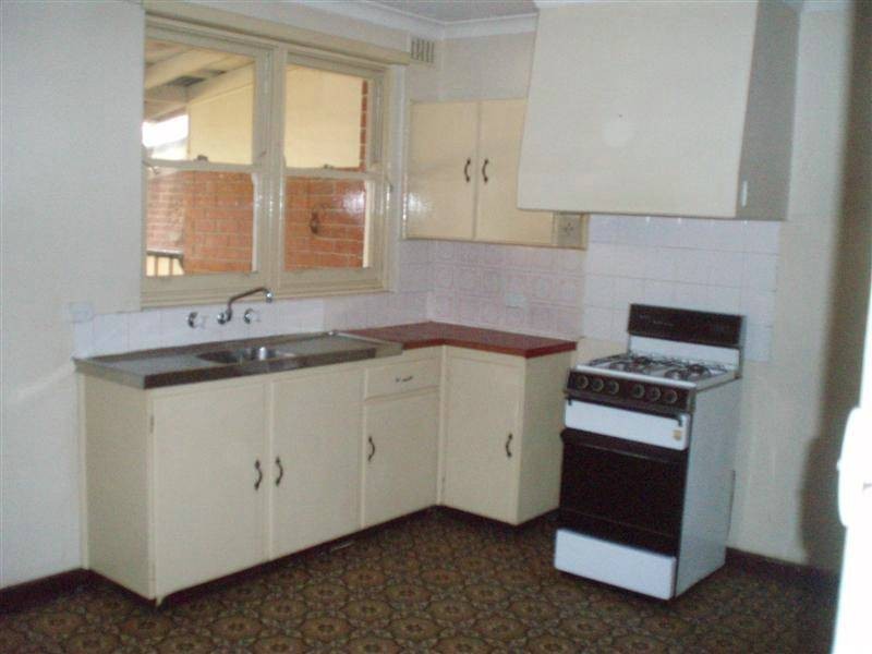 4a Belarius Street, Coolbellup WA 6163