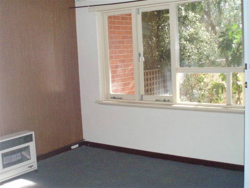 4a Belarius Street, Coolbellup WA 6163