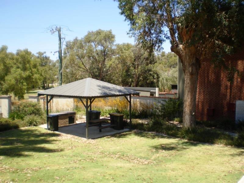 14/15 Rosalind Way, Coolbellup WA 6163
