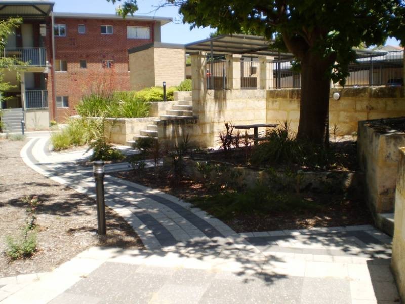 14/15 Rosalind Way, Coolbellup WA 6163