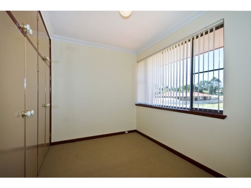 35 Edeline Street, Spearwood WA 6163