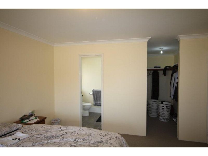 22 Serotina Lane, Aubin Grove WA 6164