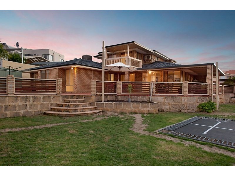 37 Riley Road, Kardinya WA 6163