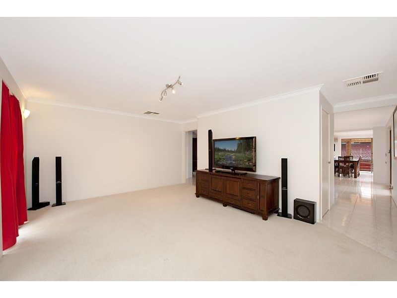 37 Riley Road, Kardinya WA 6163