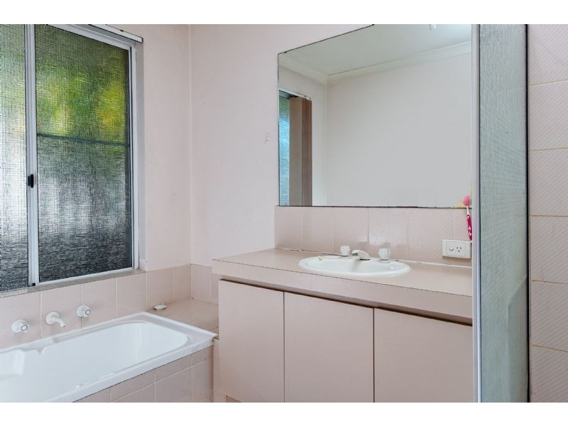 33 Chamberlain Circle, Bateman WA 6150