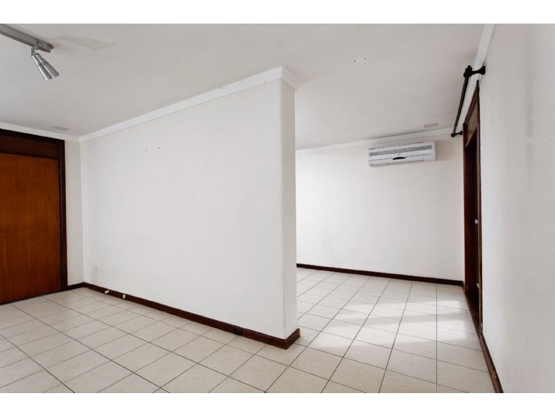 47 South St, Kardinya WA 6163